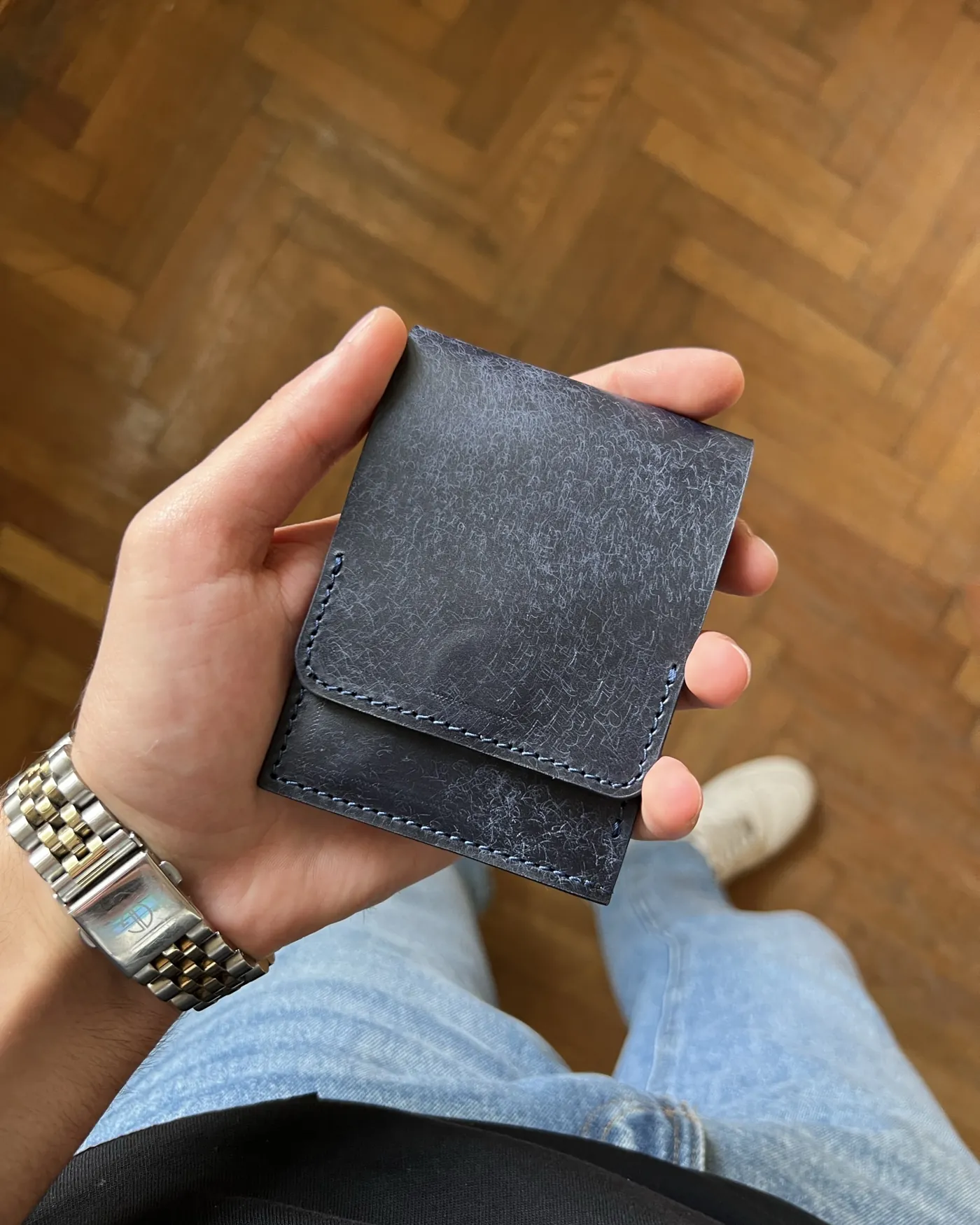 Qapaqlı kart qabı — Tünd göy